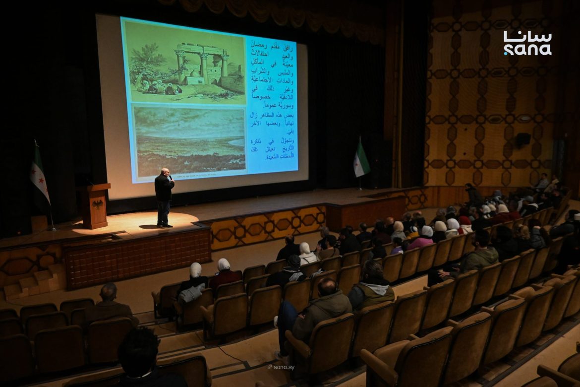 أمسية رمضانية باللاذقية بتجمع الناس وبتذكّرن بالتراث الحلو