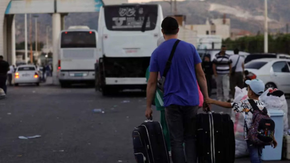 حوالي خمسين ألف سوري رجعوا من لبنان عالشام بآخر أسبوع، هيك قالت الأمم المتحدة