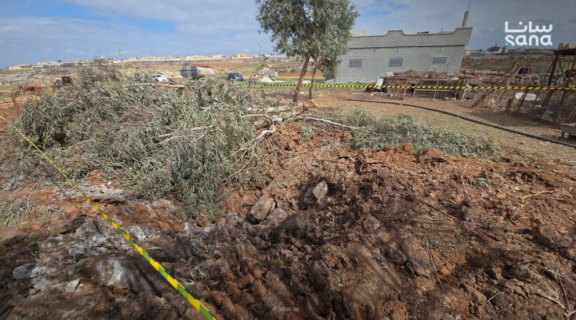 بقايا صاروخ سقطت بالطيبة شرق درعا بسبب قصف إسرائيل وإيران لبعض