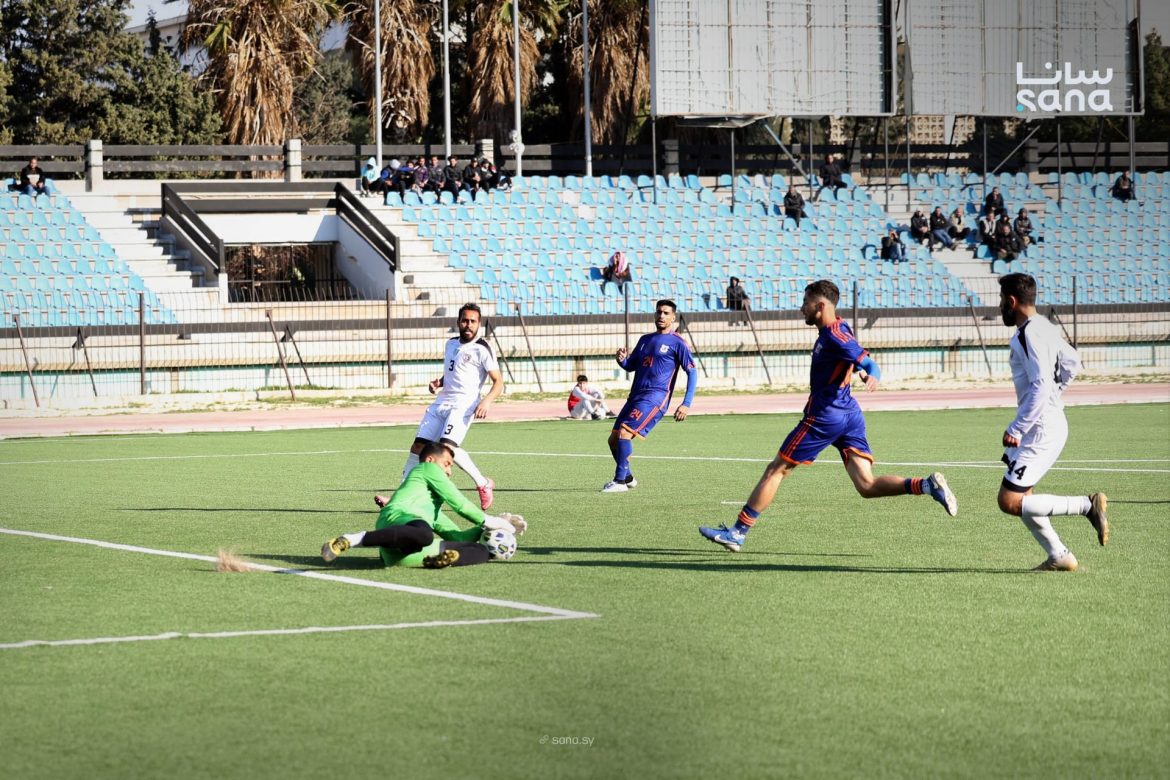 الشرطة والكرامة تعادلوا بجولتن الـ12 بالدوري الممتاز بدمشق