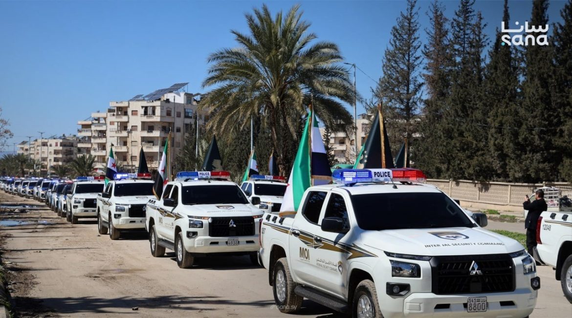 حماة: عرض لسيارات الأمن الداخلي بهويتها البصرية الجديدة