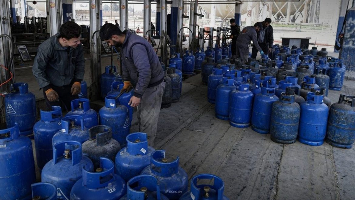 أزمة الغاز بسوريا: ليش عم يتكرر النقص وشو الحلول؟
