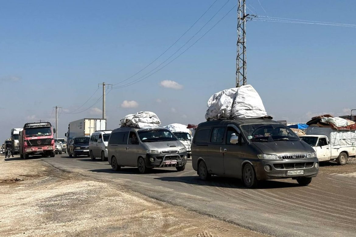 أول دفعة عائلات بترجع من الحسكة لبيوتها بعفرين