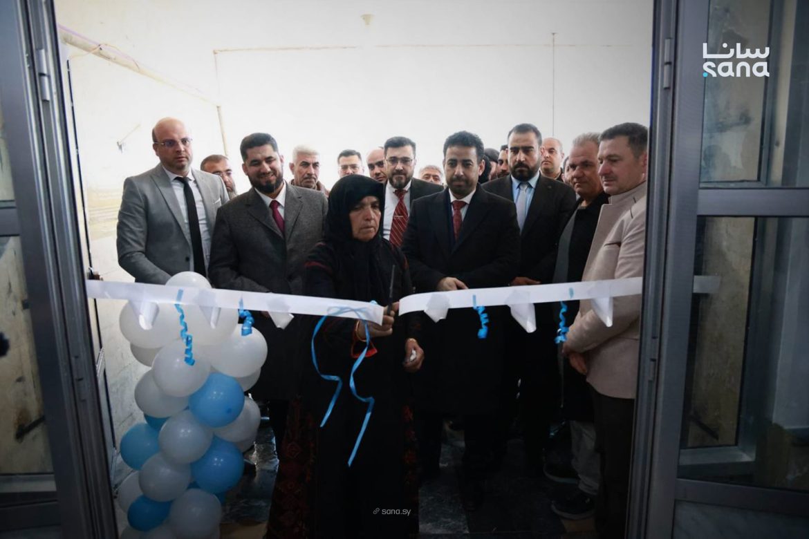 وزير الصحة بفتتح خمس مراكز صحية بريف إدلب ومركز كلى بمعرة النعمان