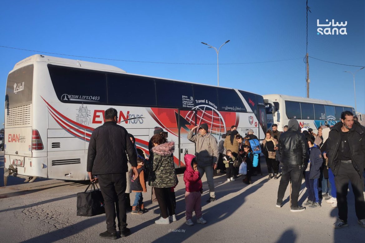 أول دفعة من أهل الحسكة رجعوا على عفرين بريف حلب بعد سنين غياب