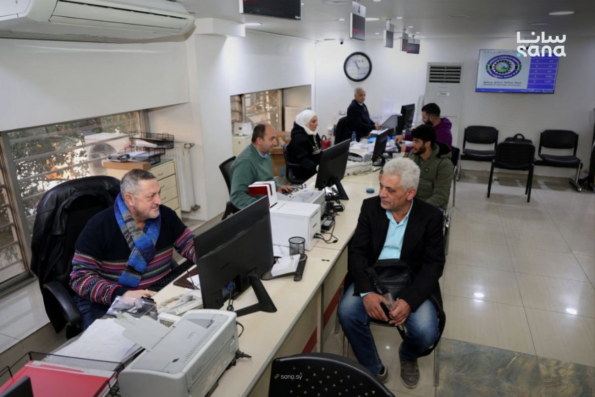 غرفة صناعة دمشق وريفها عم تخدم أكتر من 5600 صناعي وتسهل شغلهم