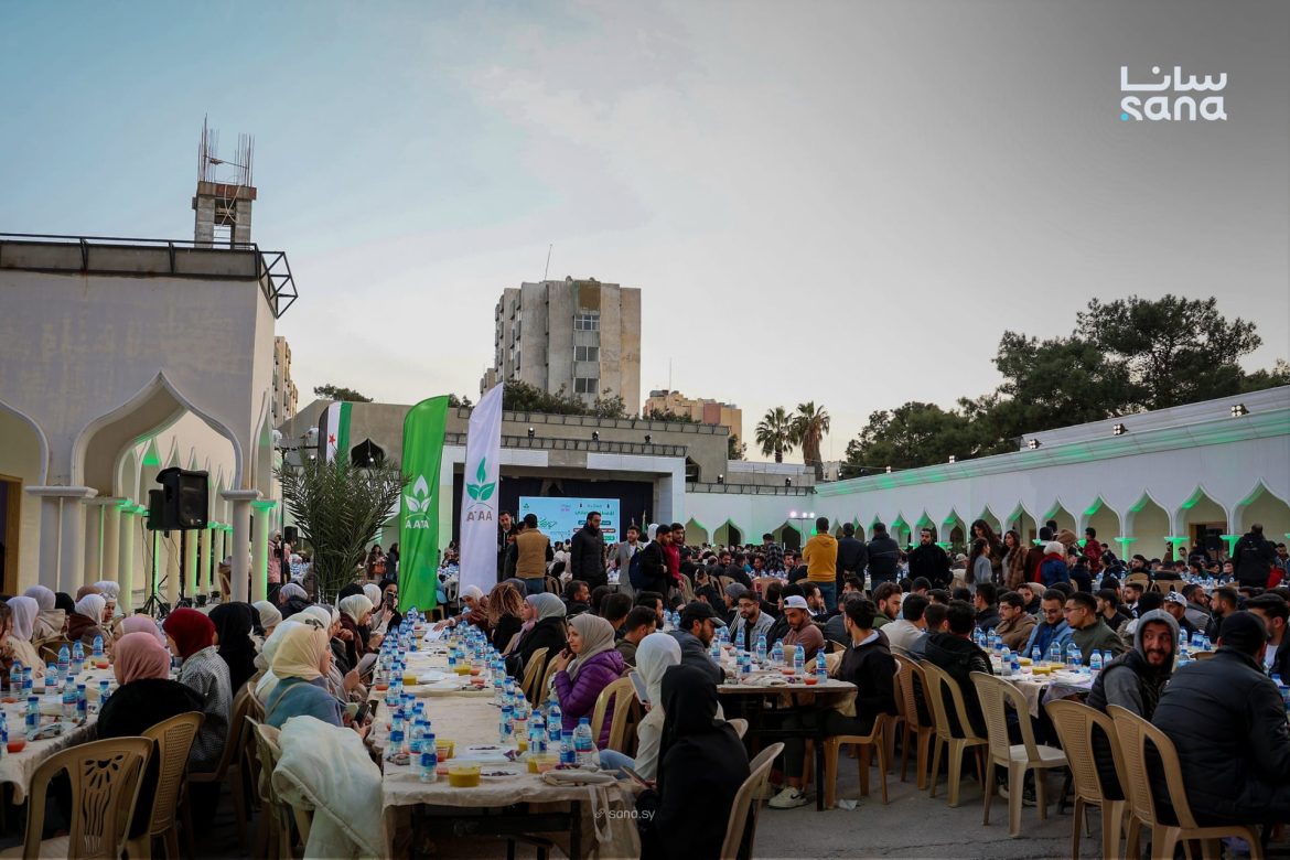 إفطار رمضاني كبير جمع أكتر من ألفين طالب بالمدينة الجامعية بدمشق